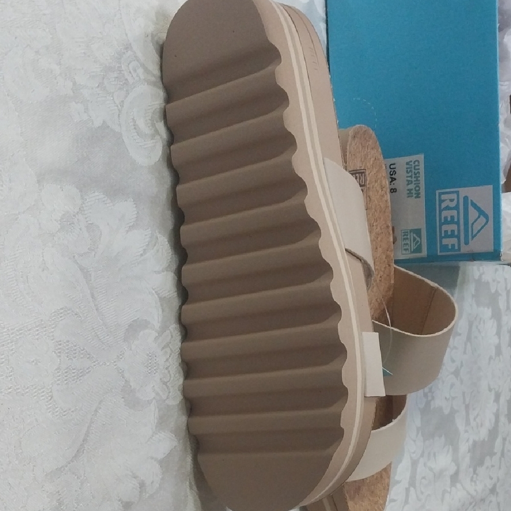 New Womens Size 8 Reef Tan Double Strap Cork Sandals. - Picture 6 of 8